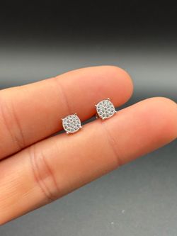 VVS1 Moissanite Earrings