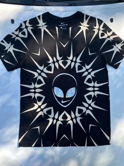 Nike Alien Workshop Iridescent holographic Alien Tee