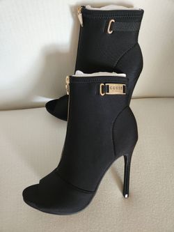 Low cut boots
