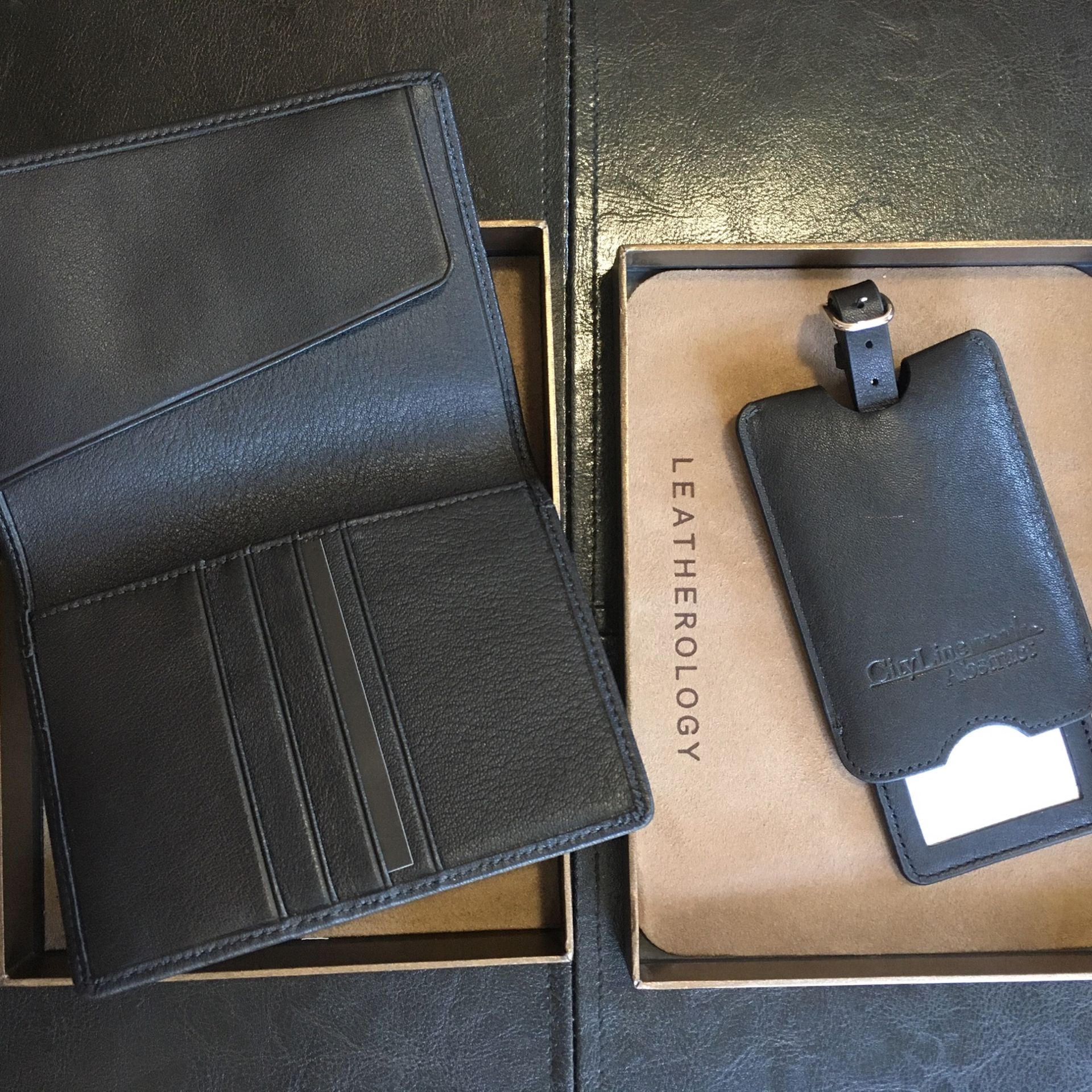 LEATHEROLOGY Deluxe Passport Cover + Luggage Tag Set