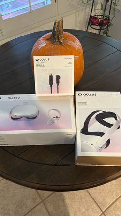 Oculus Quest 2 VR Bundle with Elite Strap and Link Cable