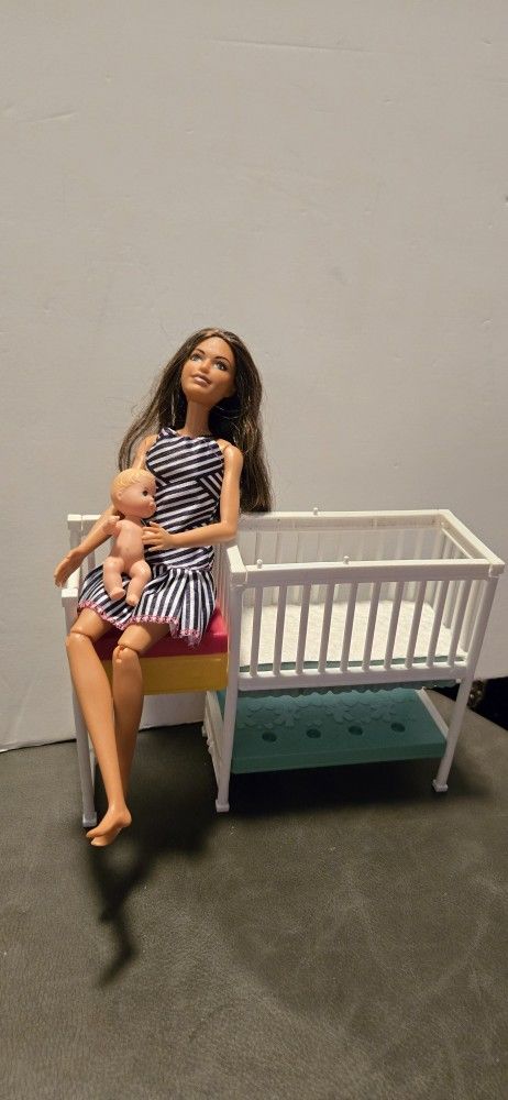 Barbie Doll With Baby And Crib 