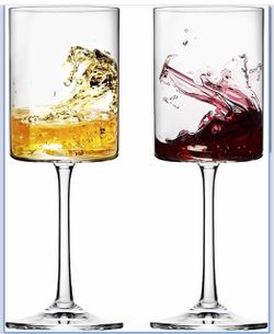 Rare Moretoes 14 oz Square Style Wine Glass set of 4