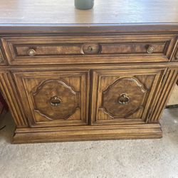 Antique Wood Entry Way Table With Extenders