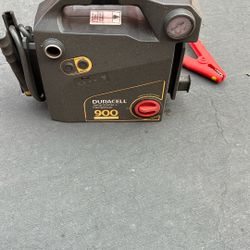 Duracell 900 Amp Jump-Starter + Compressor 