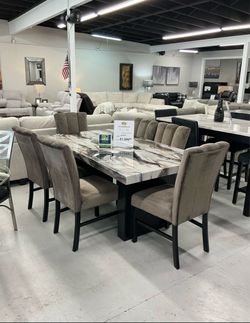 7 Pc Dining Set