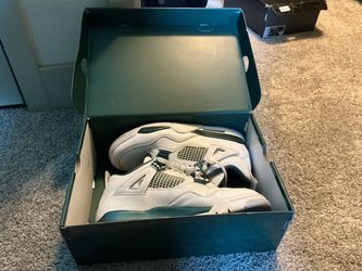 Air Jordan 4 retro oxidized green size 9