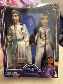 Mattel Disney’s Wish 2-Doll Set, King Magnifico & Queen Amaya Posable Fashion Dolls with Removable Outfits & Accessories