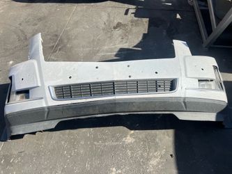 ESCALADE BUMPER