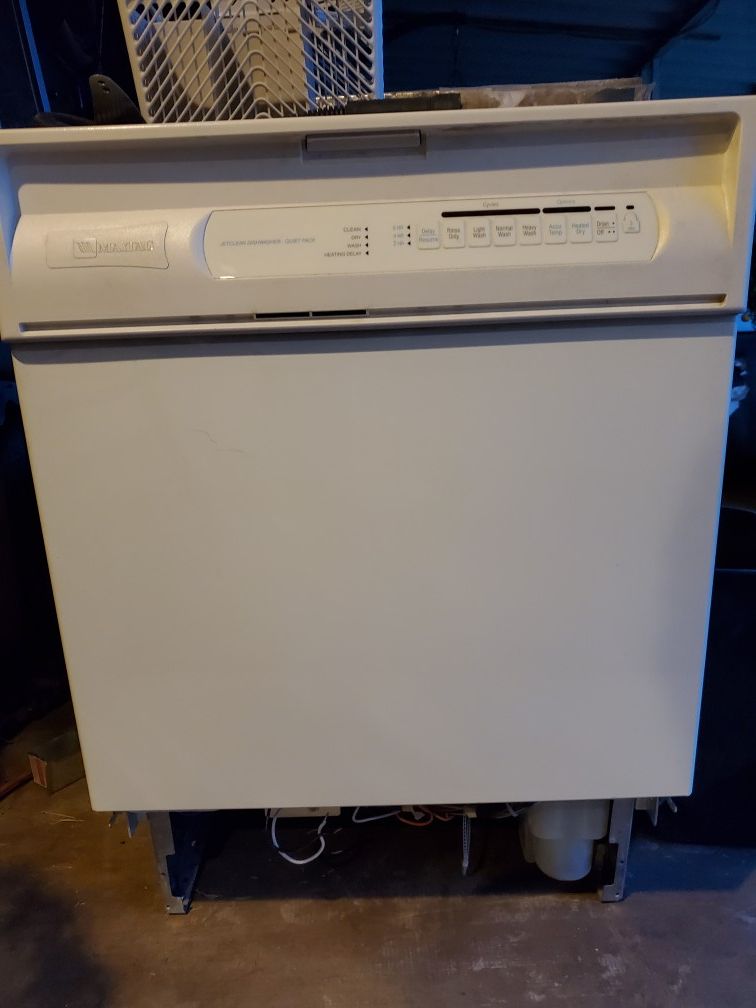 Maytag dishwasher