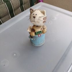 Vintage Bobble Head Cat 