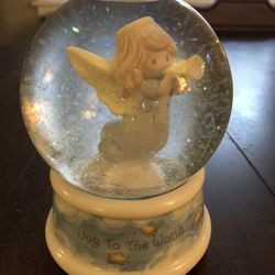 1996 Precious Moments By Enesco Music Box “Joy To The World”