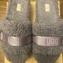 UGG Slides Size 7 
