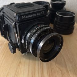 Mamiya RB67 4 Lenses + 3 Film Backs