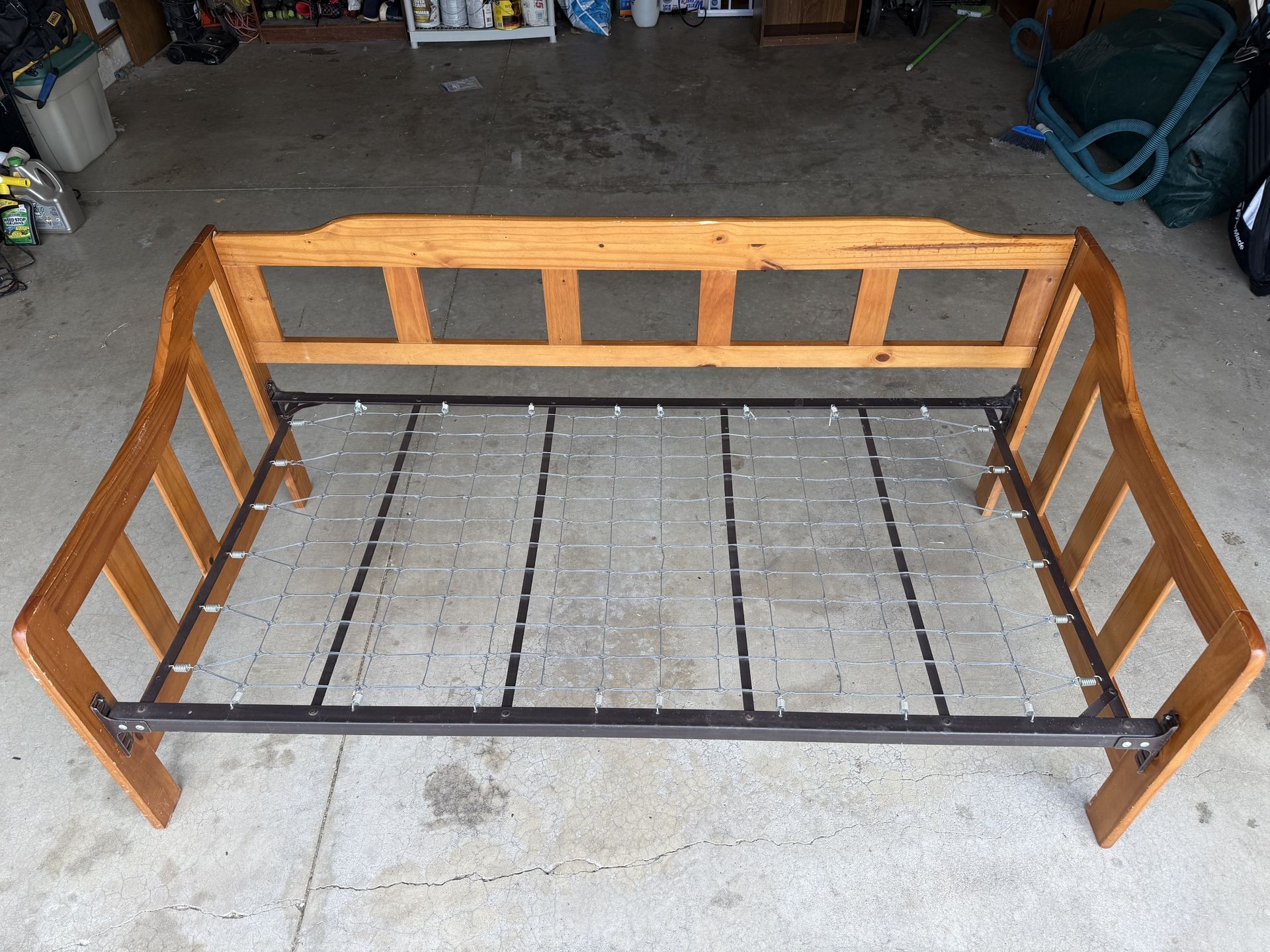 Twin Day bed Frame W/ Spring 