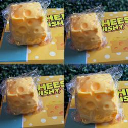 Cheesy 🧀Squishy