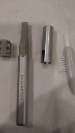 Remington Detail Hair Trimmer + (17) guided combs