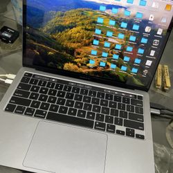 MacBook Pro 13 Inch 2020 