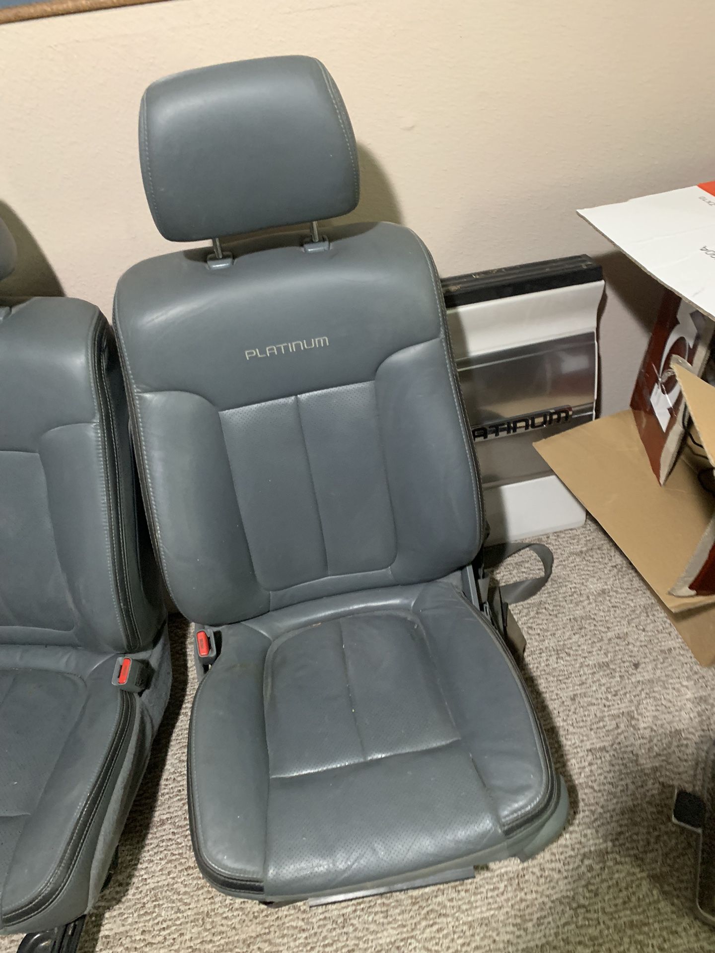 F150, Platinum Front Seats, Heating Cooling And 2