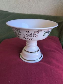 Ceramic Christmas candle pillar