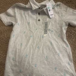 Boys size 5 gray shirt