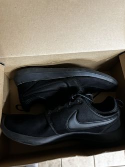NIKE ROSCHE 2 TRIPLE BLACK