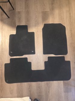 Genuine Honda HR-V Floor Mats – Brand New!