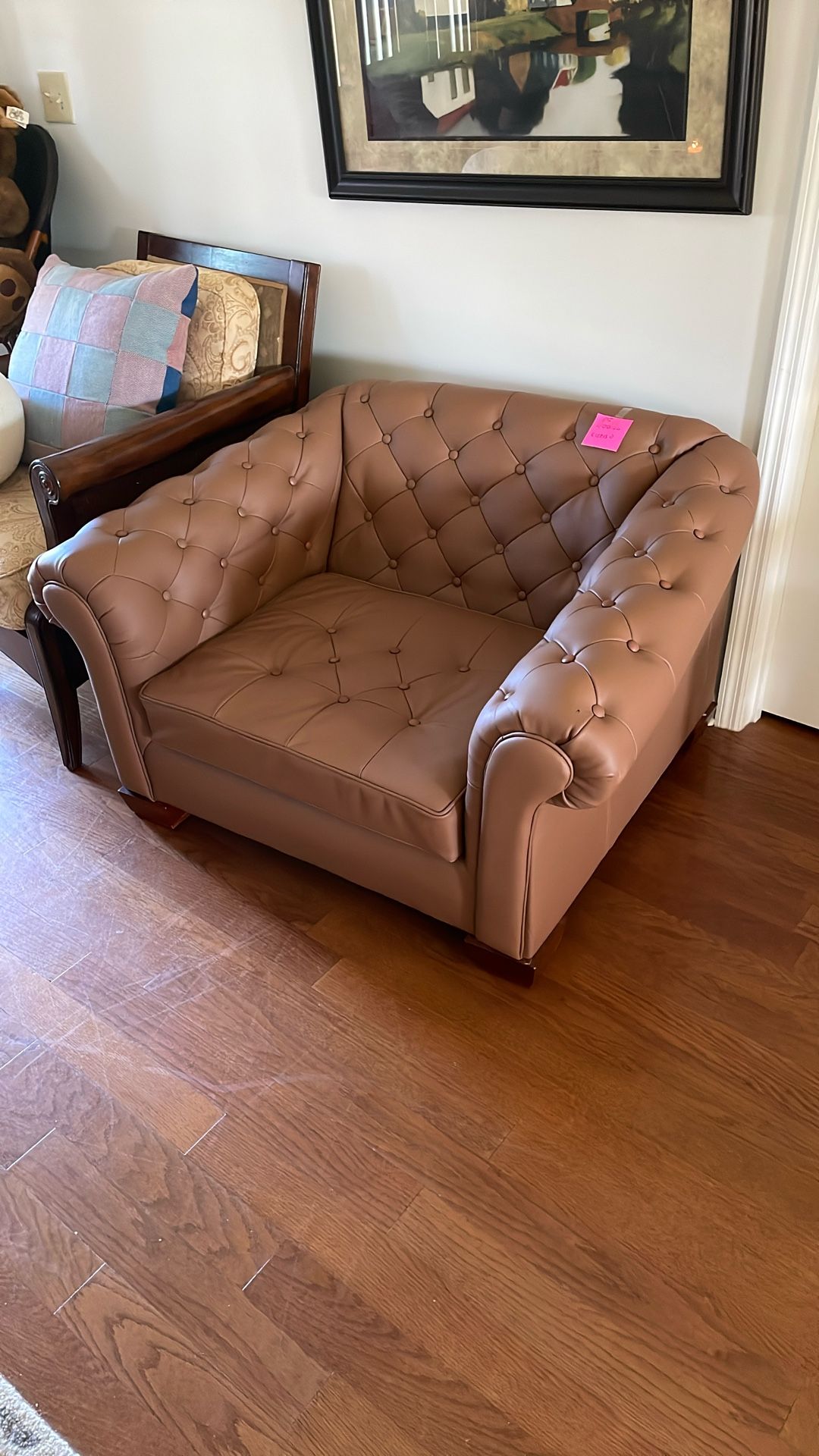 Leather Wide Chair