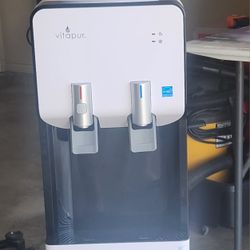 Vitapur Water Dispenser