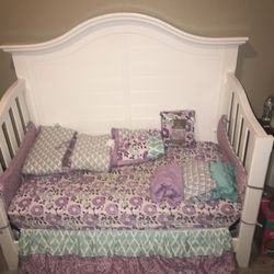 Crib Bedding