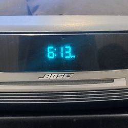 BOSE Wave Music System w/Remote