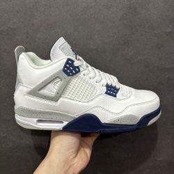 Air Jordan 4 Retro Midnight Navy