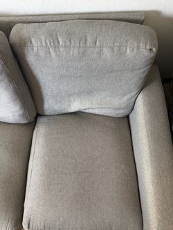 Light Gray Loveseat / 2-Seater Couch