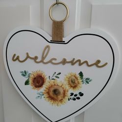 Welcome Wall/Door Hanging * brand new 16 1/2" x 15 1/2"