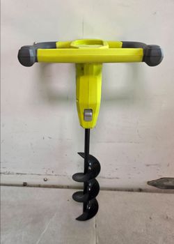RYOBI
Earth Auger