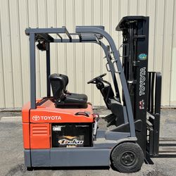 Toyota Electric Forklift