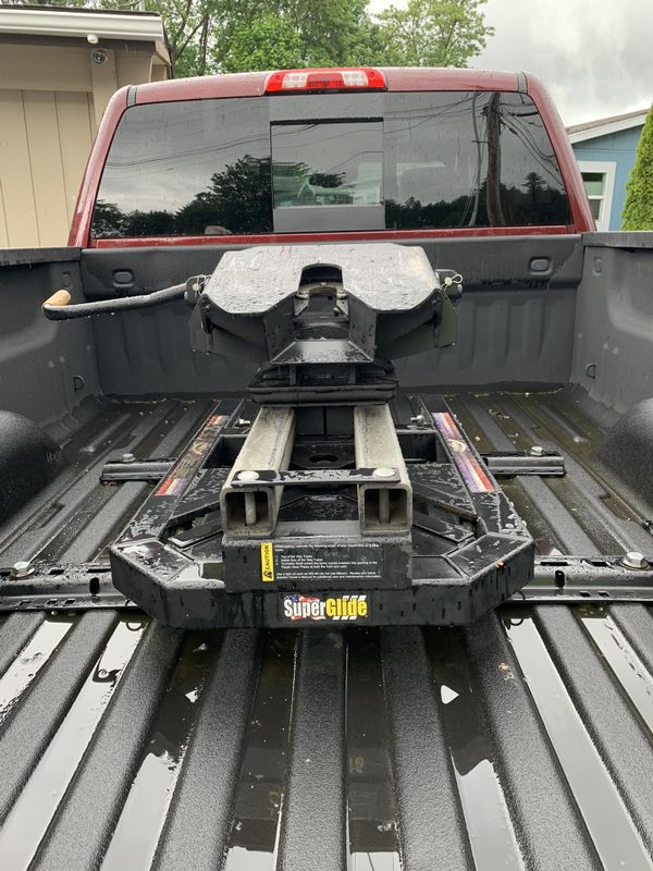 Fifth wheel hitch for Sale in Renton, WA OfferUp