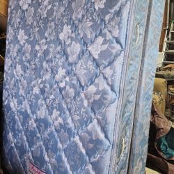 Queen Bed With Frame