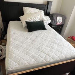 Queen Bed Set – Mattress + Box + Frame + Nightstand