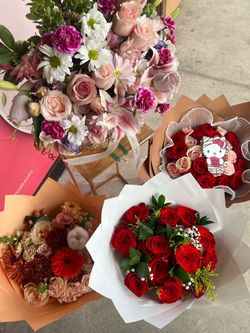 Flower bouquets ready to go