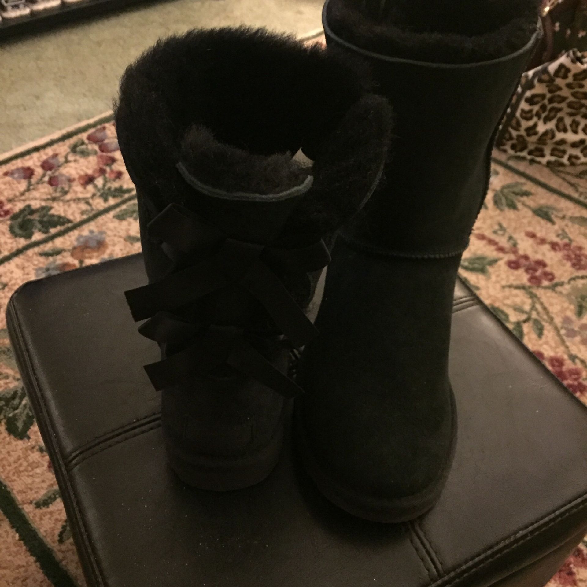 Ugg Black Bailey Bow Boots Size 7 New
