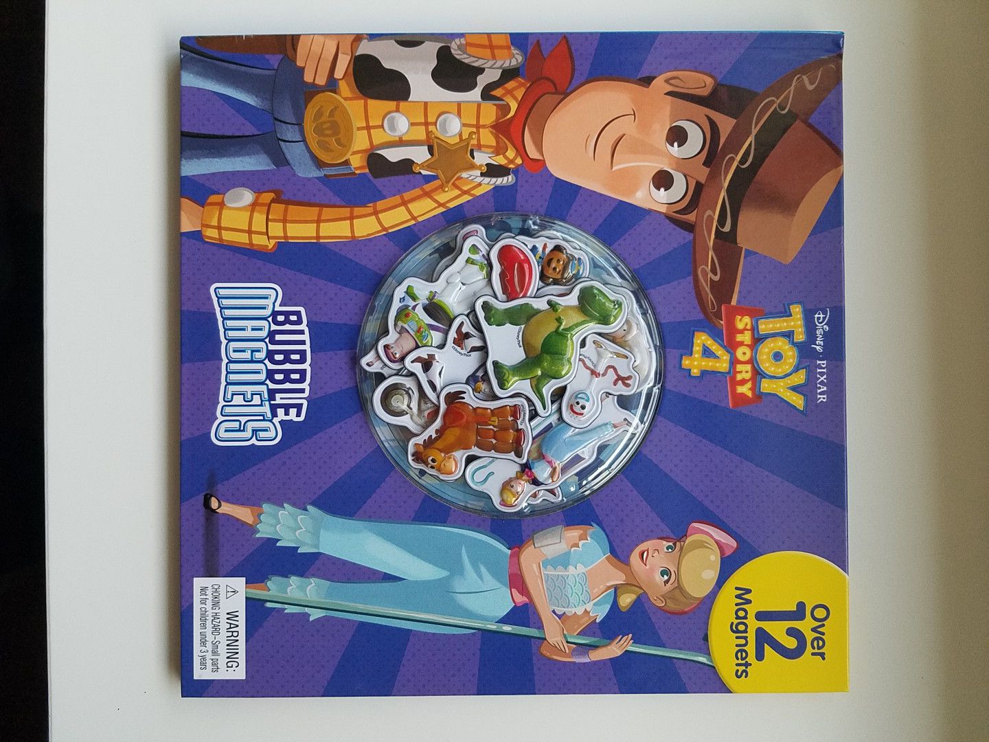 Toy story 4 magnet book