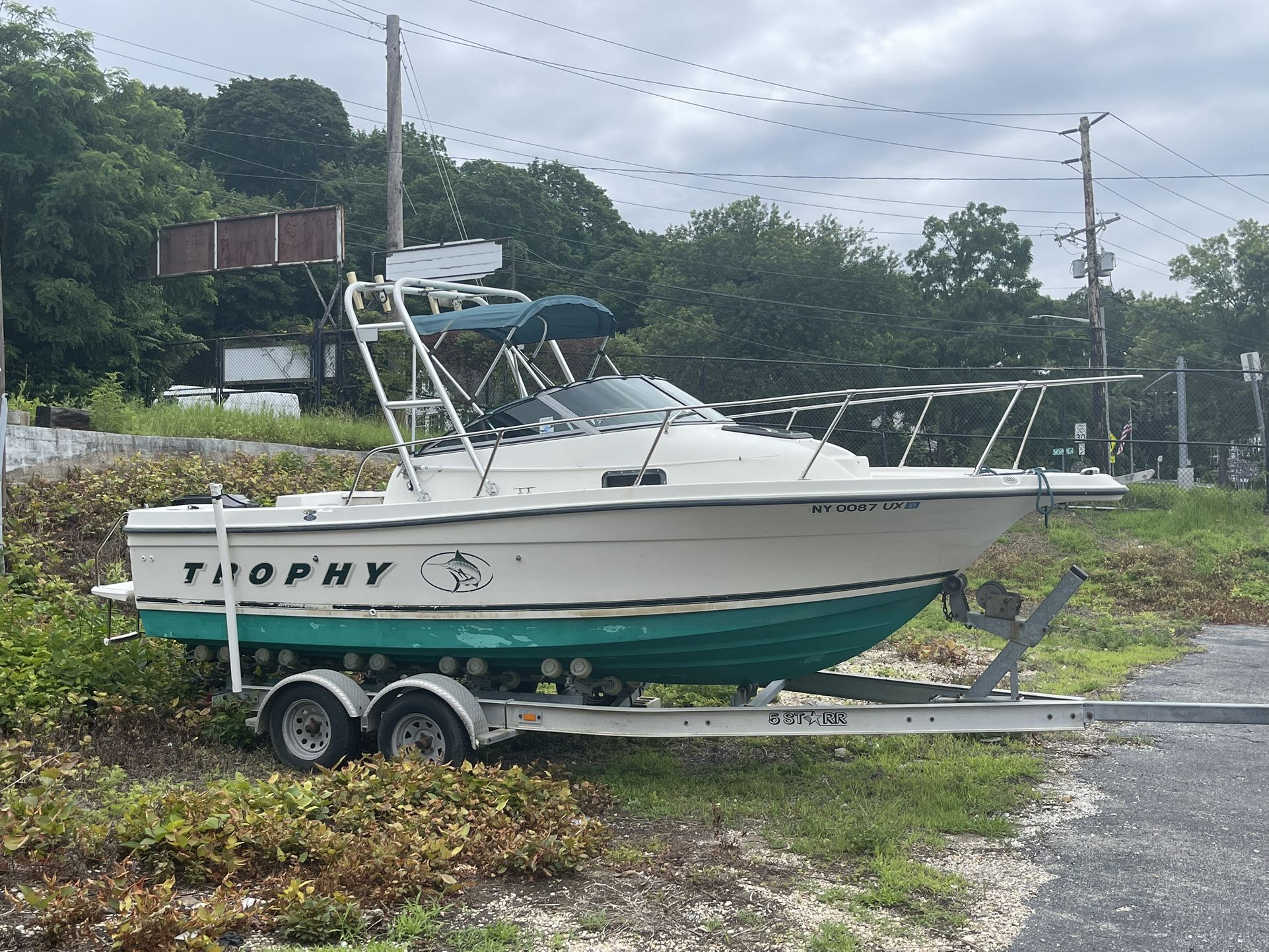2001 Bayliner Trophy
