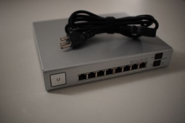 Unifi US-8-150W 8 Port PoE switch
