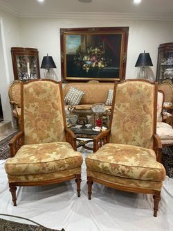 Pair of Elegant French Provincial High-Back Accent-chairs🌷 $150 Each