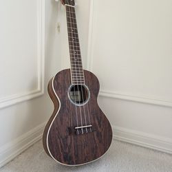 Cordoba 15TB-E Ukulele