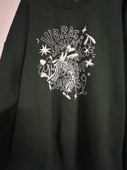 Vibras Bonitas Para Recibir Cosas Bonitas  Sweatershirt