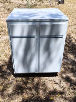 White cabinet