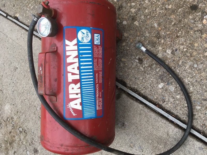 Portable air tank