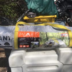 Lnew Four-Man Pop-Up Tent In Package Only $50 Firm